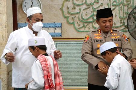 Polres Probolinggo Safari Jumat Wujudkan Kemitraan yang Solid dan Ling